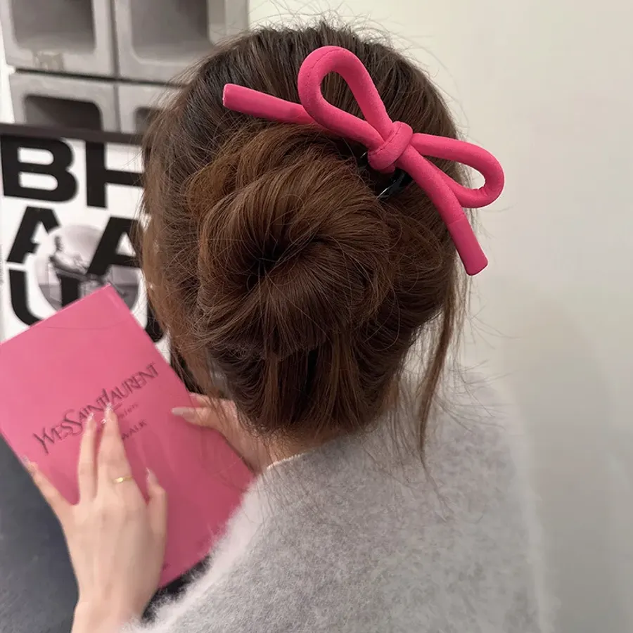 Women Cute bow hairpin U-shaped hair pin Trendy Fashion Hair